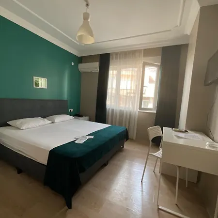 Khan's Aparthotel