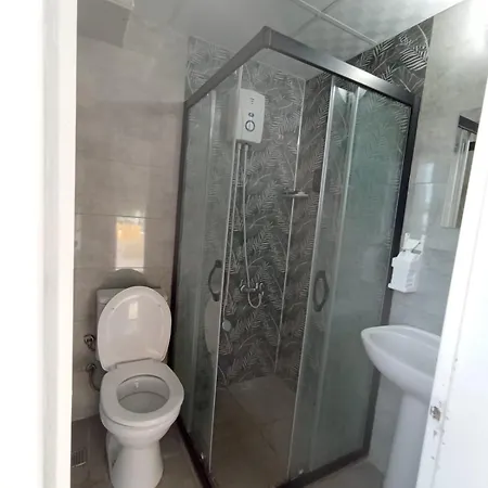Aparthotel Khan's